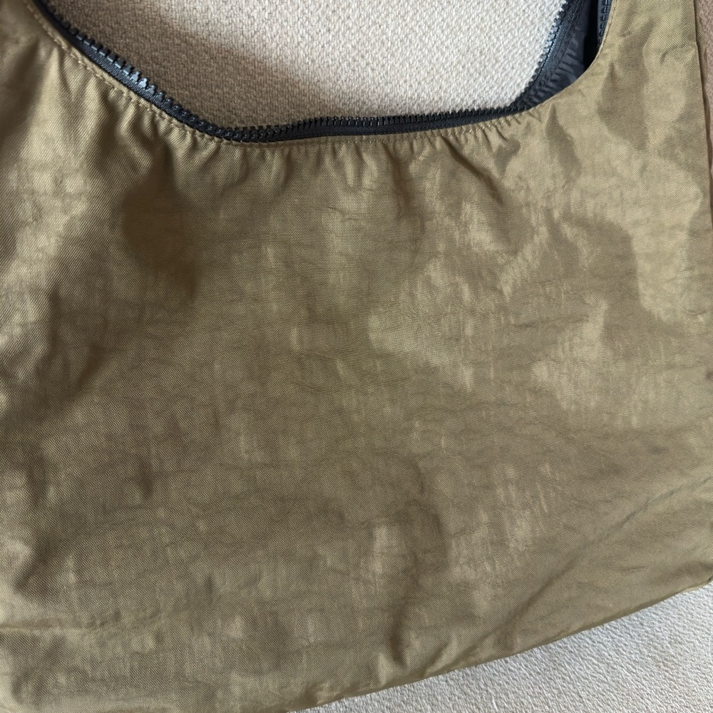 BAGGU Nylon Shoulder Bag in Seaweed - Picture 6 of 9